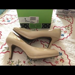 Heels like new size 8.5